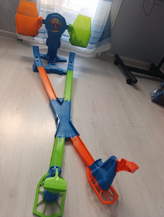 Писти Hot Wheels