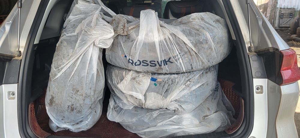 Продам зимние шины