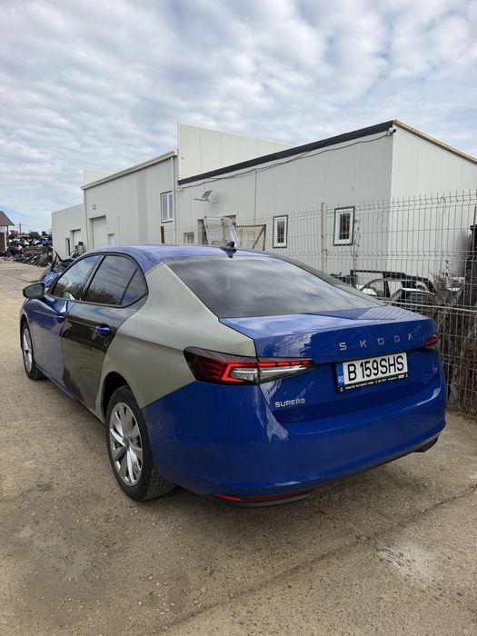 SKODA Superb 2026 — imagine 4