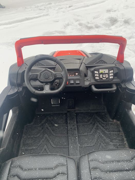 Продам детскую элекро багги