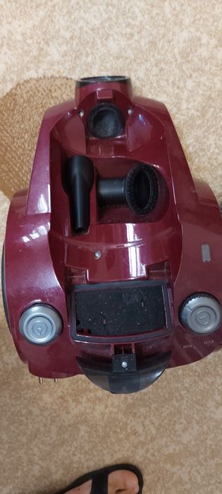 Сдам пылесос на запчасти