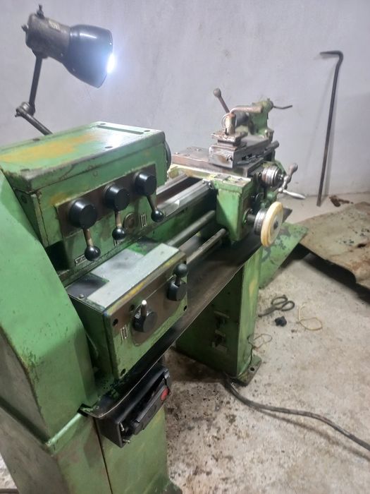 Tokarniy stanok tv4.