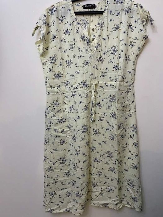 2 платья 5000 тг