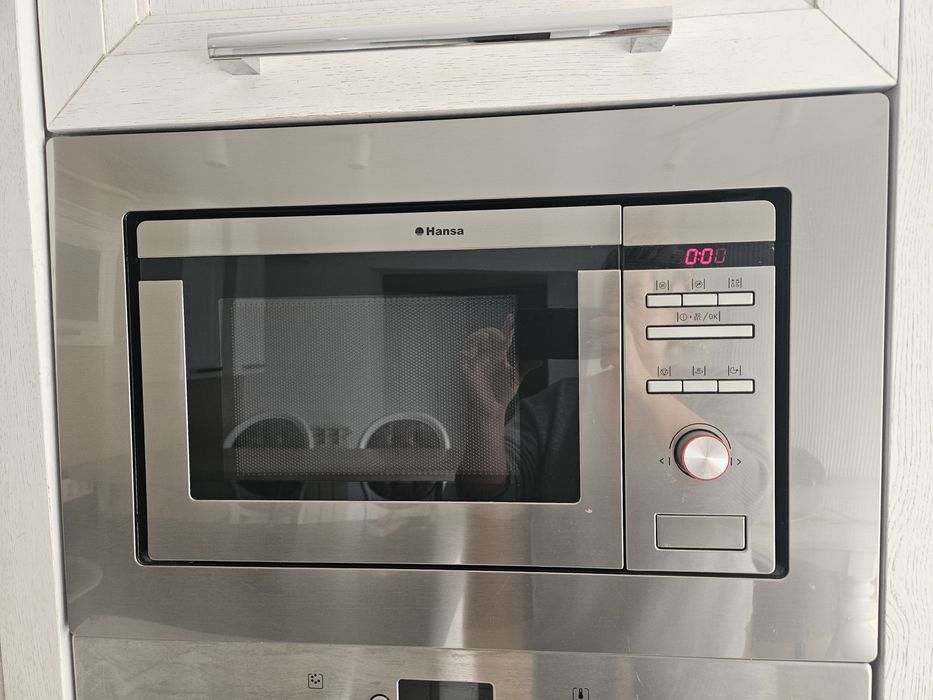 Vand cuptor cu microunde incorporabil