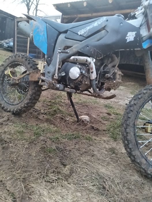 Vând cross 125 19 cai putere