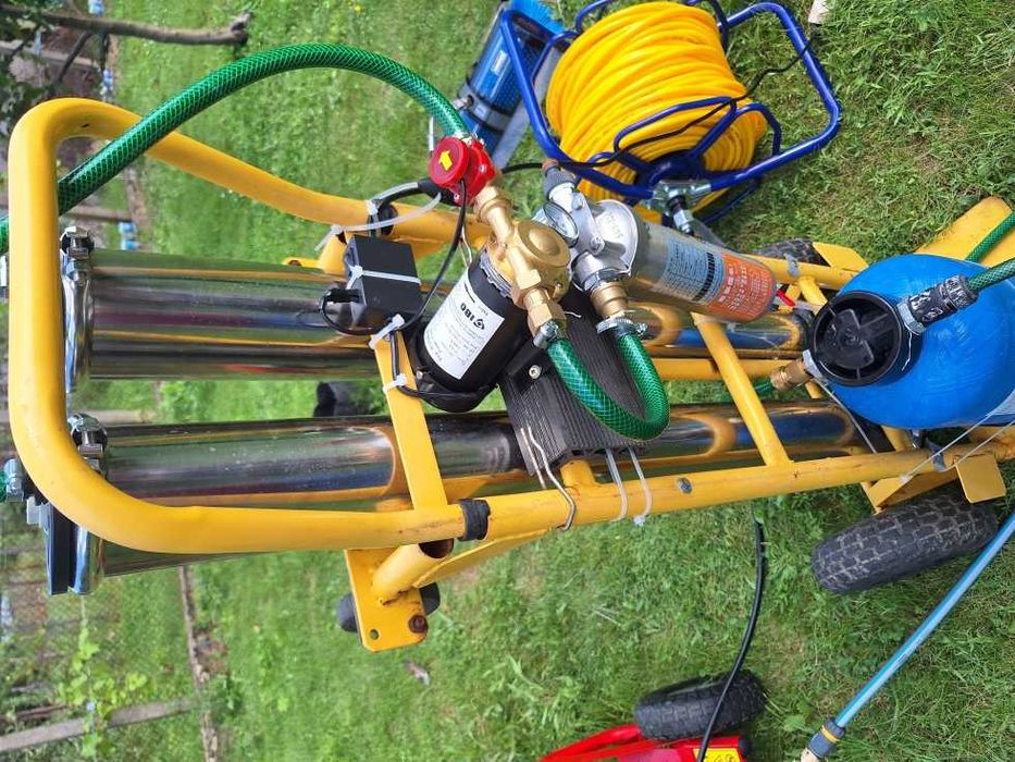 Оборудване за почистване на фотоволтаични централи