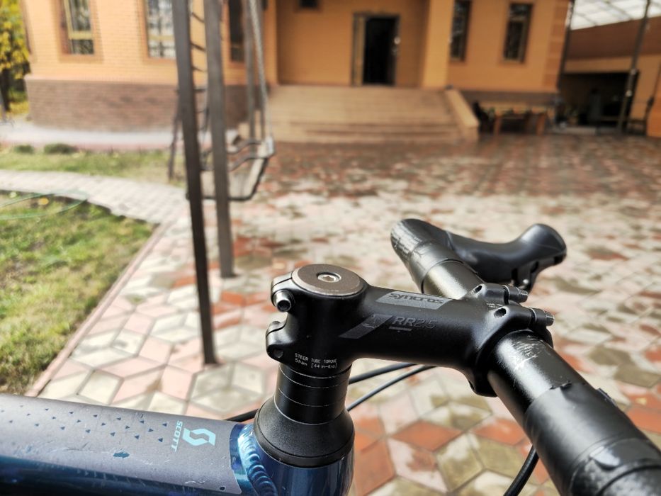 Шоссейный велосипед SCOTT Speedst. Насос в подарок!