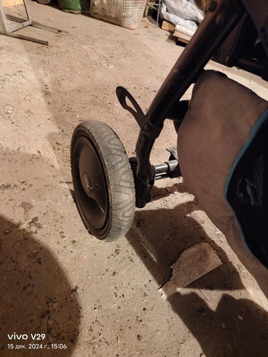 Продам коляску Zippy в отличном состоянии