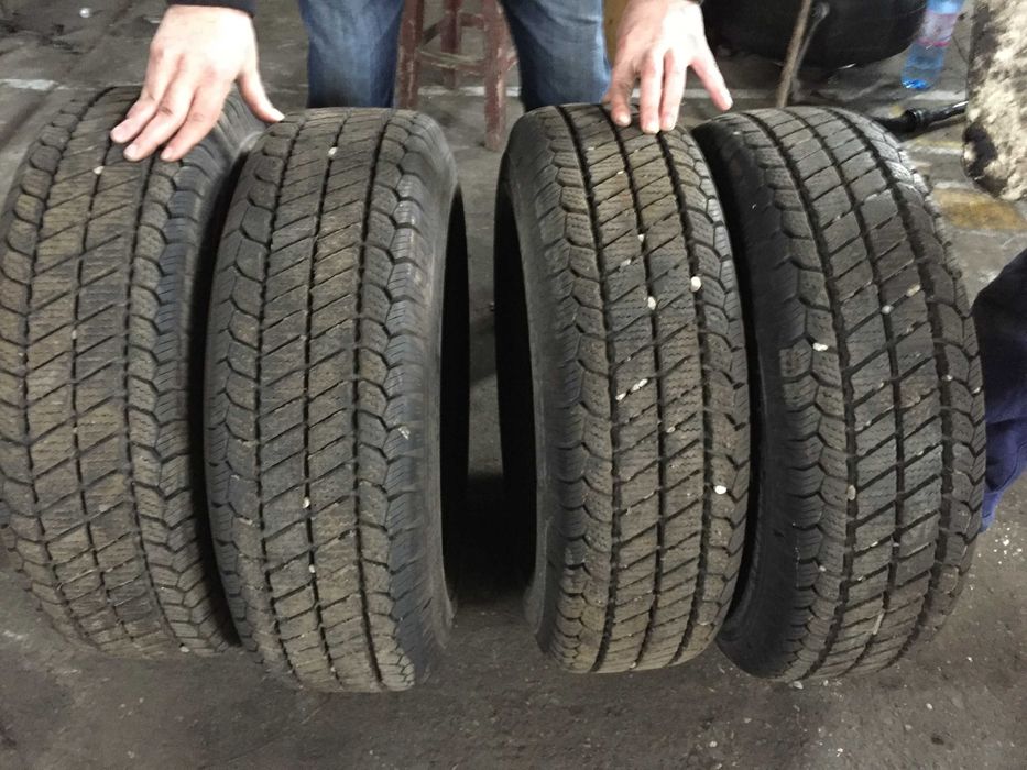 Jante cu Anvelope Cauciucuri M+S Vara sau Iarna Ford Transit