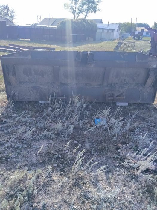 Лопата. Угольник. Кран на к-700