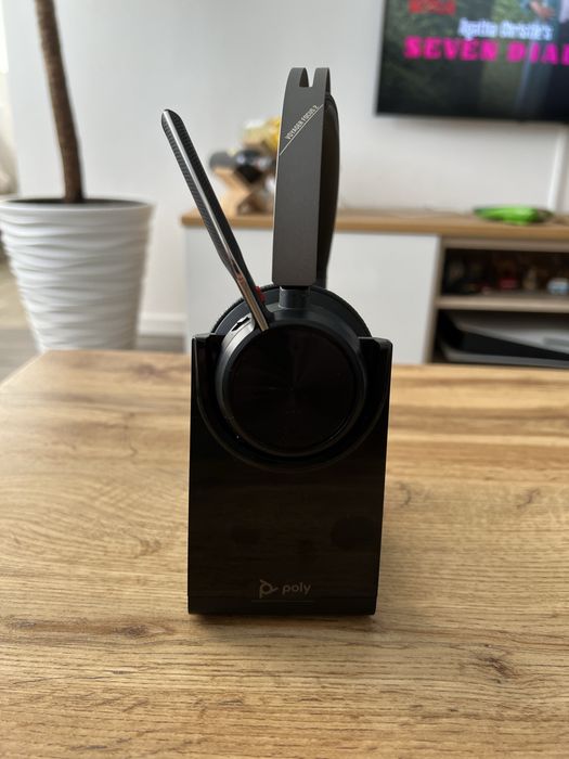 Casti Poly Voyager Focus 2