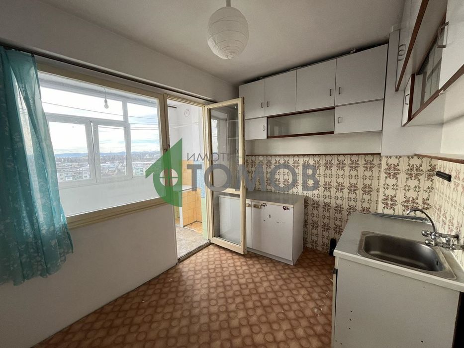Продава се Едностаен апартамент в Шумен, Тракия - 38 кв.м за 1329 €/кв.м - Снимка #4