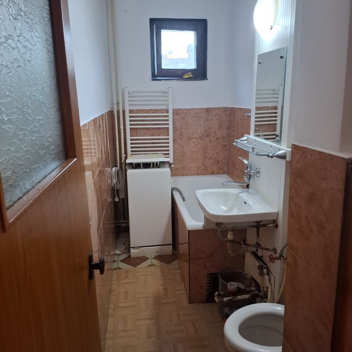 Dau apartamente spre inchiriere