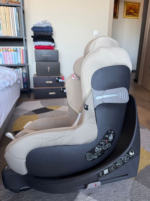 Scaun auto pentru copii 2-4 ani