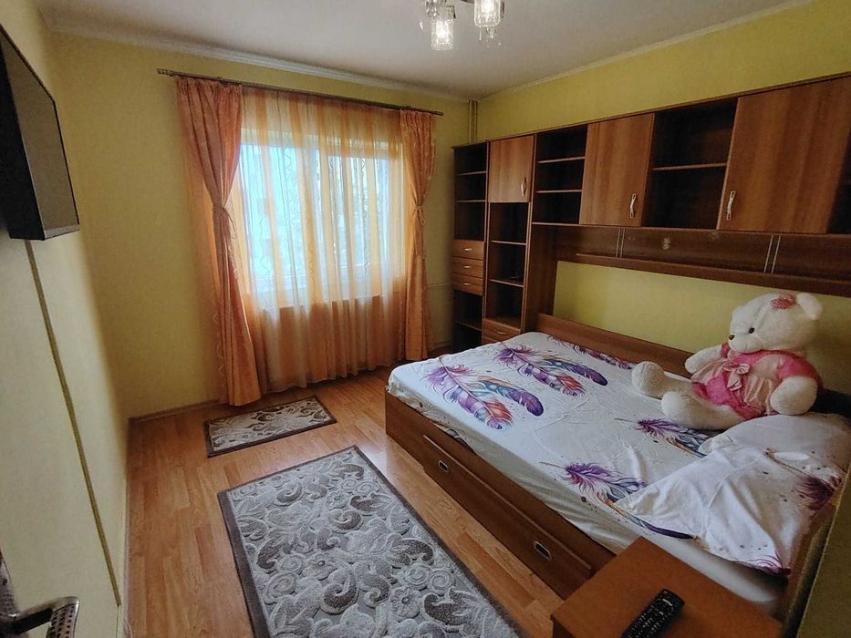 Apartament 3 camere de închiriat Ploiesti.