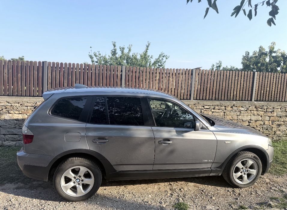 BMW.       X    3