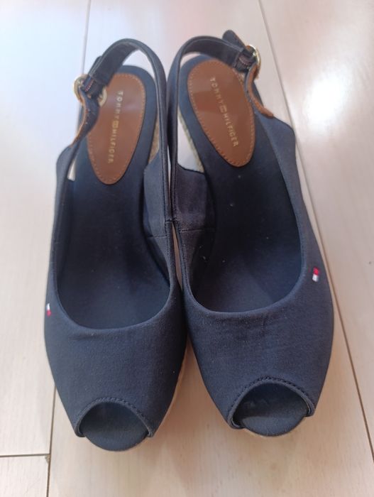 Дамски сандали на платформа 39