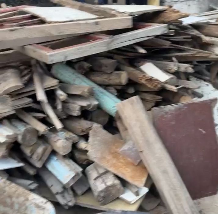 Дрова много срочна