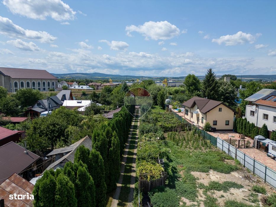 Casă P+M cu 6 camere de vânzare strada Calea Moldovei