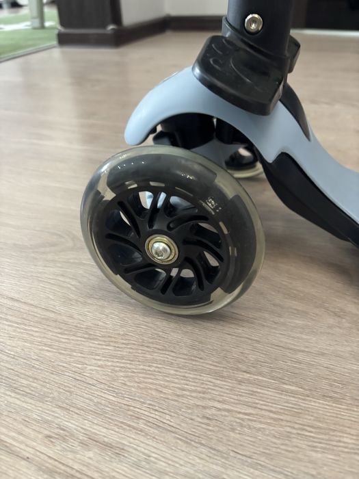 Детский самокат.