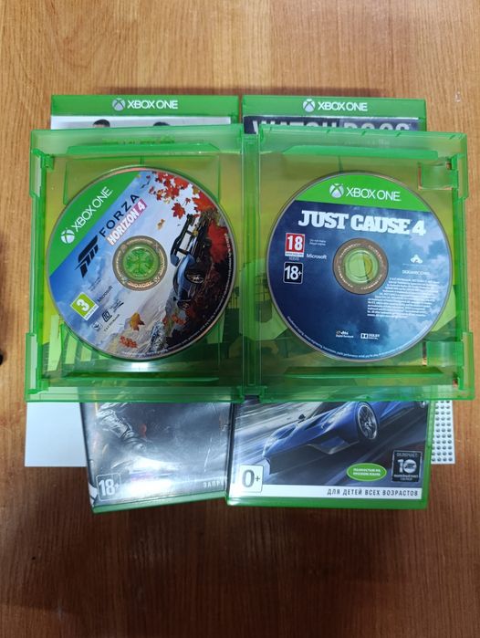 Продам Xbox One S