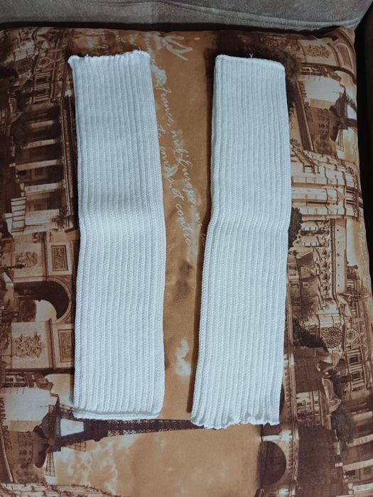 вязанные белые гетры