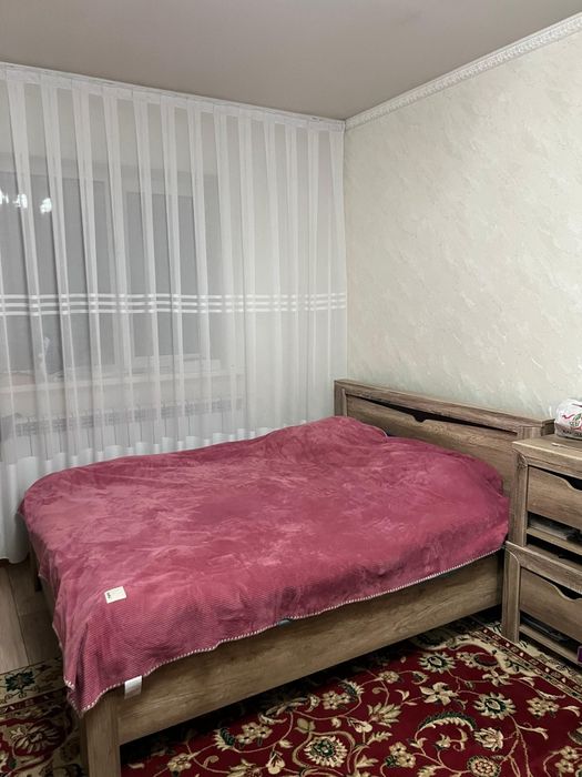 Продам спальный гарнитур