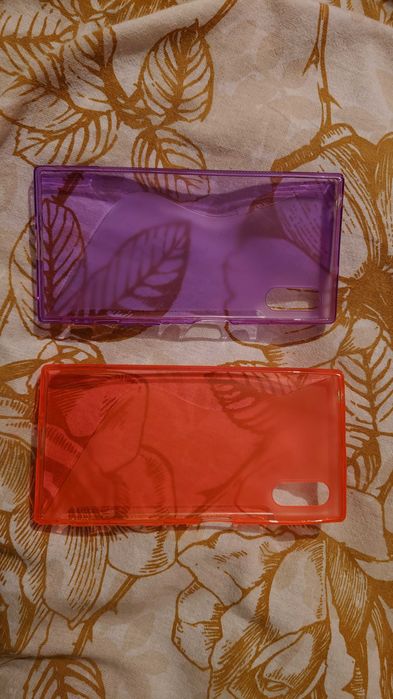 Два кейса за Sony Xperia XZ