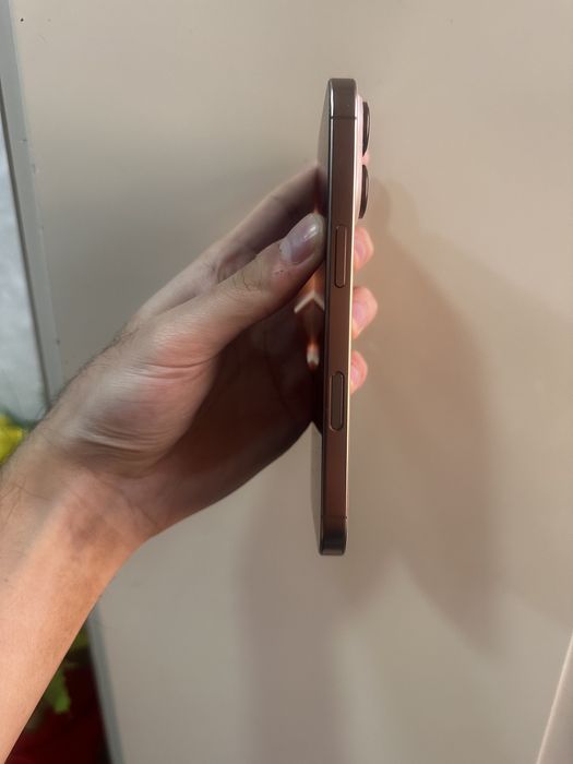 Iphone 16 pro disert