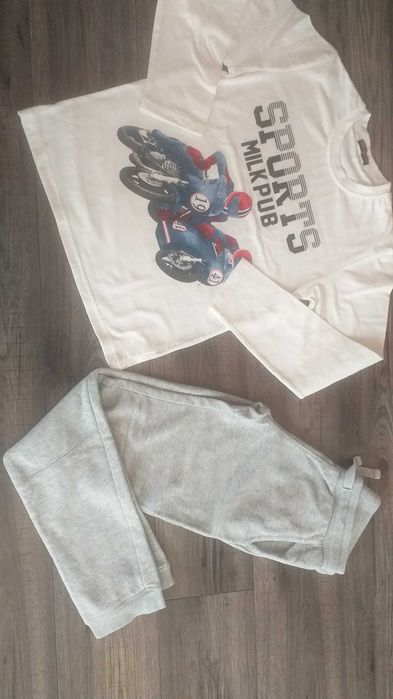 и фирменни спортни дрехи 146 размер 35-50лв.и дънки 156 размер