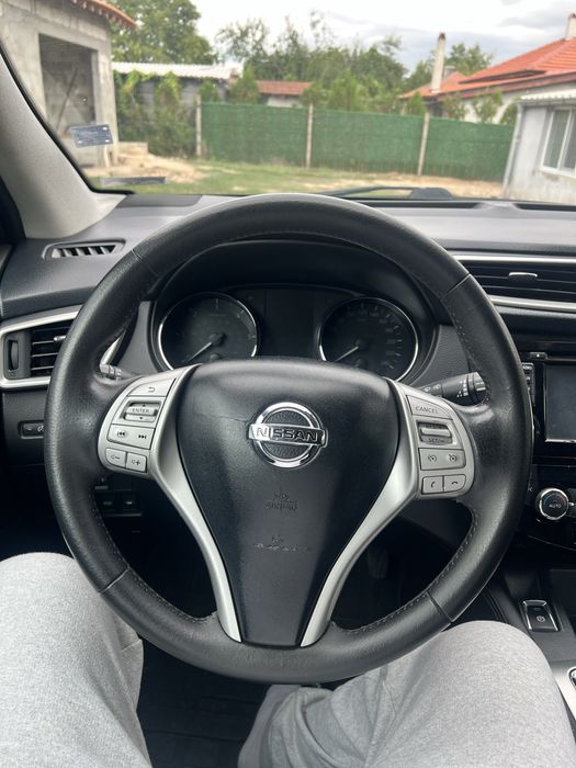 Nissan qashqai 2015 заедно с Airbag