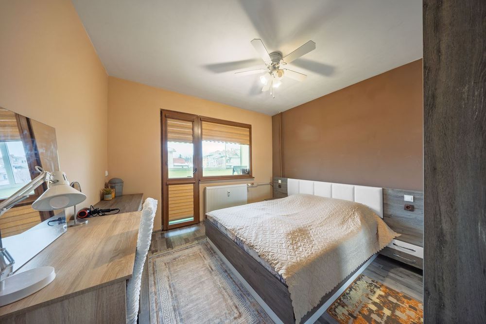 3-стаен в Плевен-Широк център площ 85 цена 143000