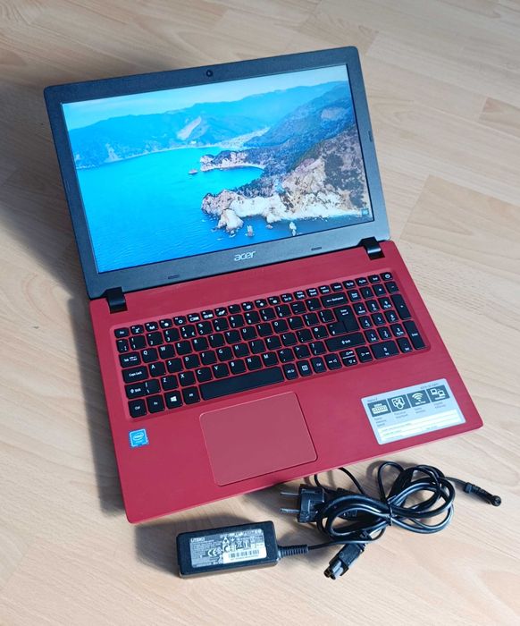 Acer Aspire Intel N4000, 8GB DDR4, SSD+HDD, HD Graphics, baterie 4 ore