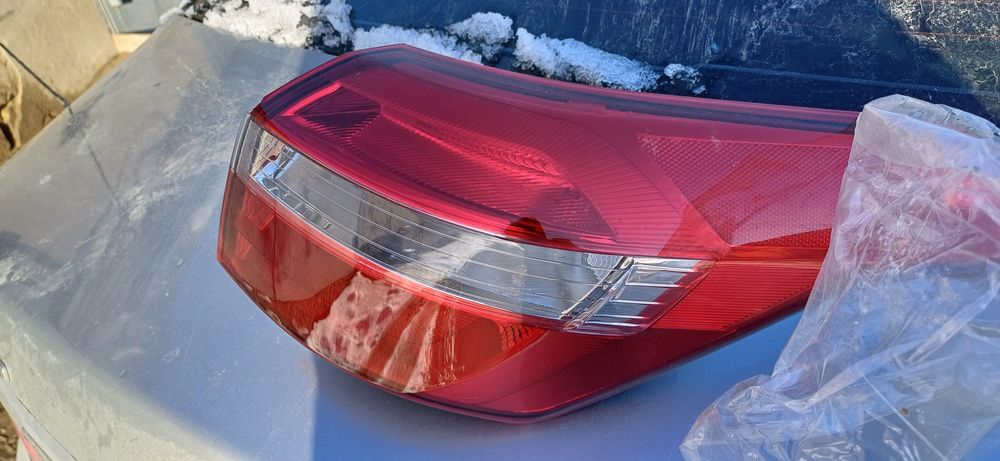 Продаётся задний фанарь