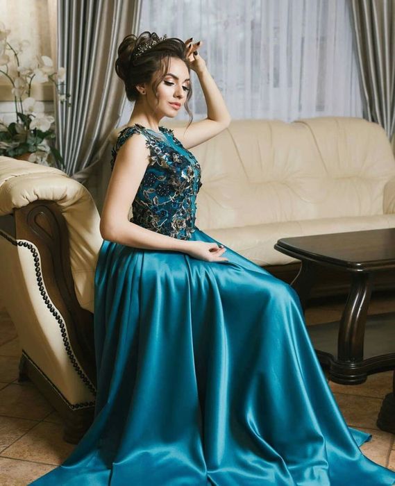 Официална бална рокля