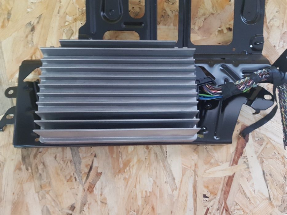 Statie Audio Amplificator bmw X3 F25 X4 F26 X1 F20 F07 F01 F10 F11