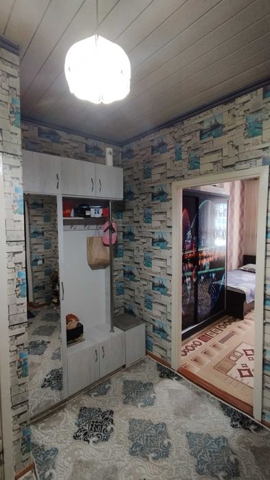 Продается квартира 2х комнатная в 10м-р