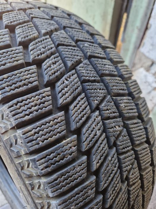 Маxis липучка 215/55/16