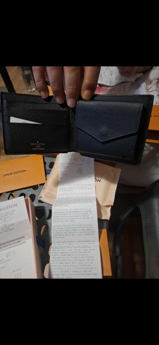 Vand portofel original Louis Vuitton prețul nou a fost 470 €