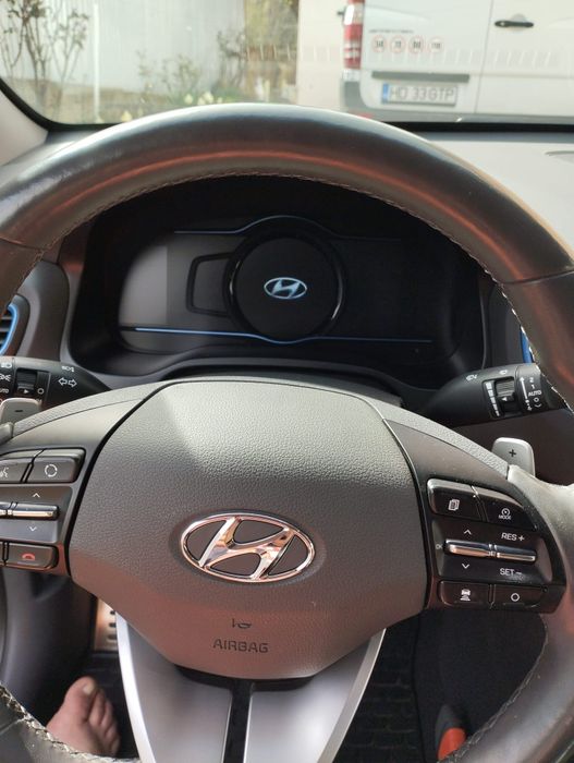 Vând Hyundai Ioniq