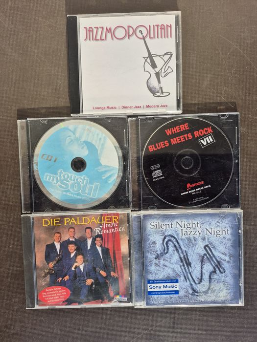 Vând 15 CD jazz,Blues,Soul, muzica  mixta Artiști celebrii