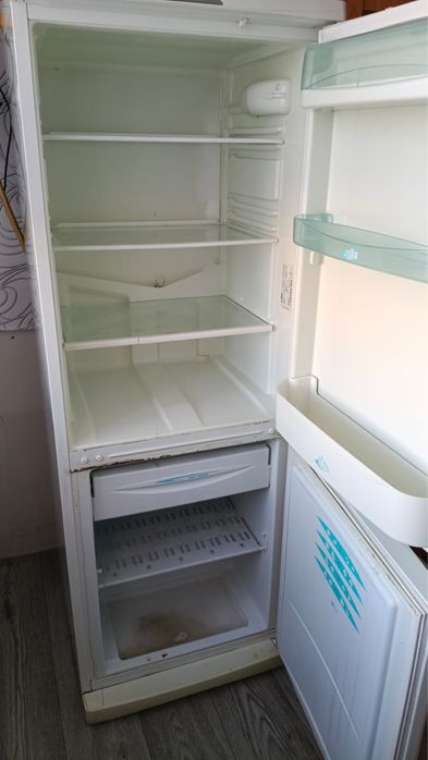 Продам холодильник