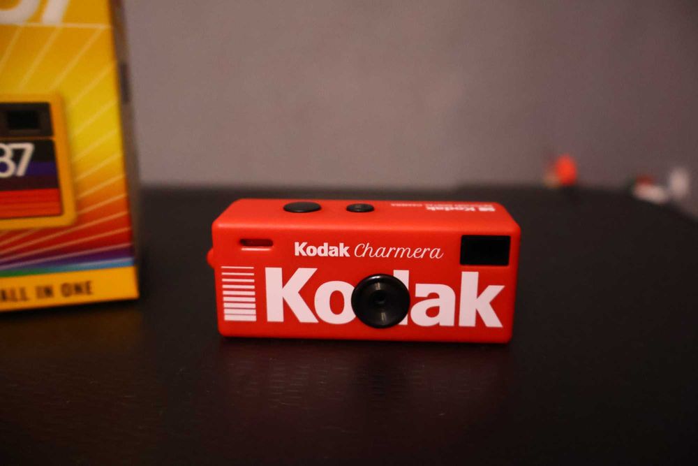 Камера Kodak Charmera - ЧЕРВЕН цвят