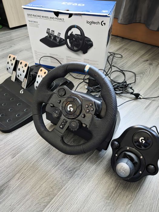 Logitech G923 Bundle с Гаранция