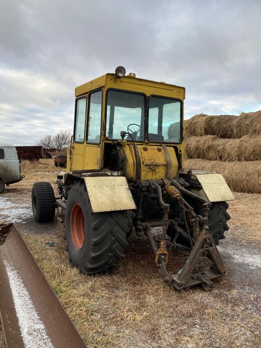 Продам дт-75 на колесах