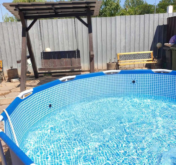 Piscina cu cadru metalic Intex supraterana rotunda