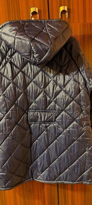 Мъжко зимно яке с качулка.