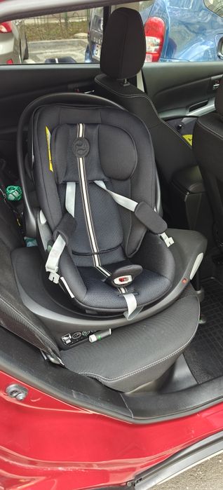 Scoica auto Cybex Cloud G cu suport inclus