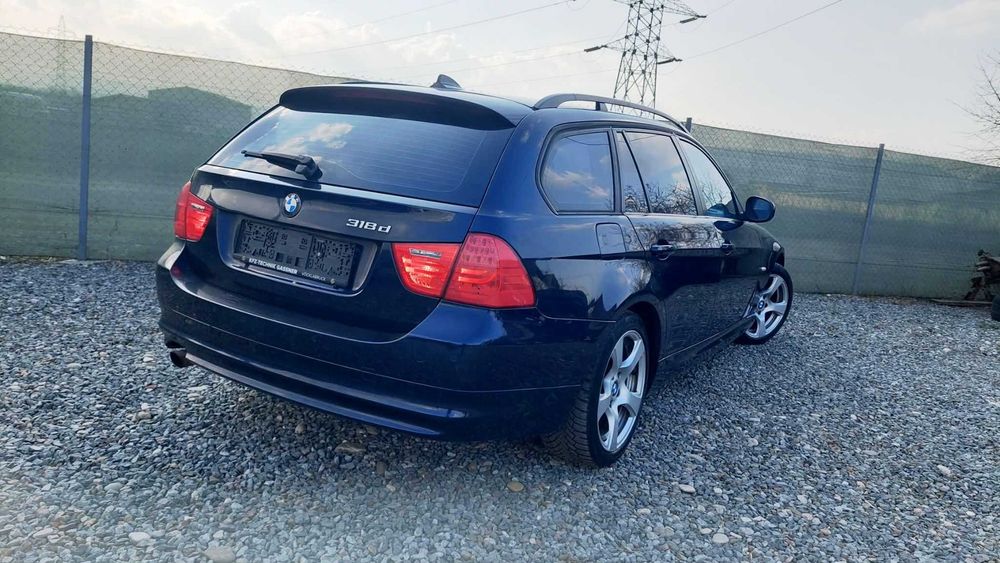 BMW 3 Series 2010 — imagine 3