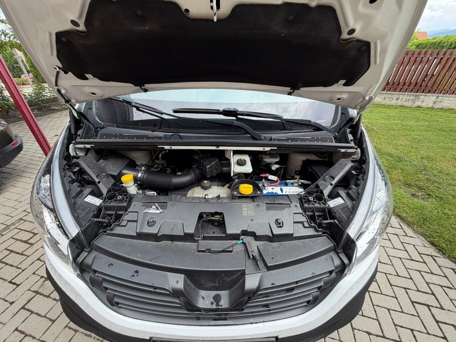 Vând Renault Trafic 1.6 diesel